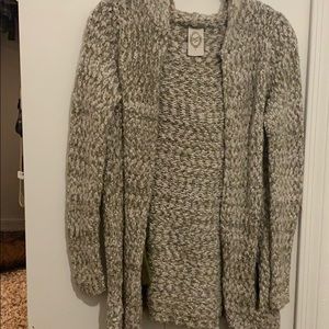 Cardigan with hood and pockets!